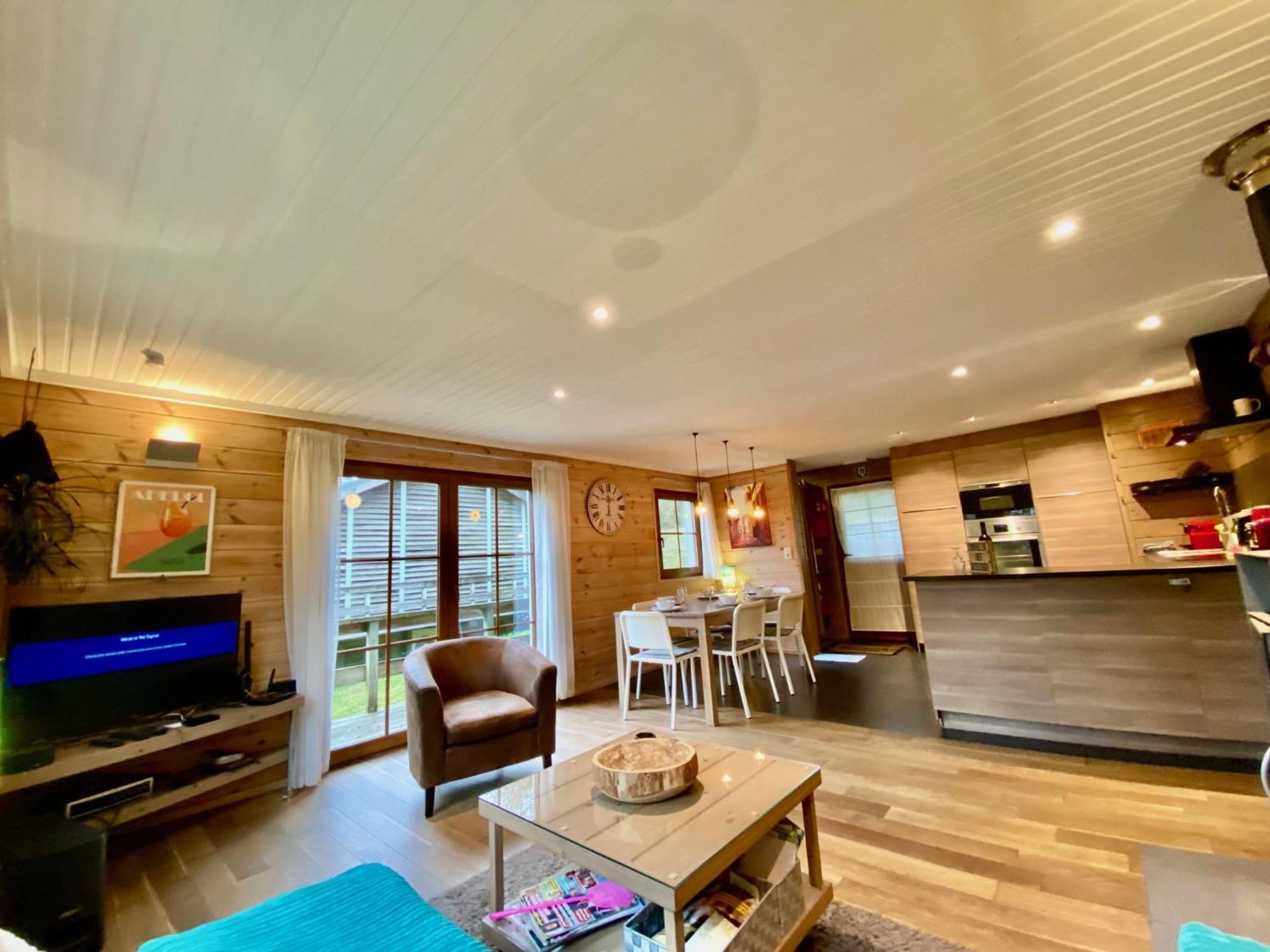 Chalet "A L Oree Du Bois" ビューリンゲン エクステリア 写真